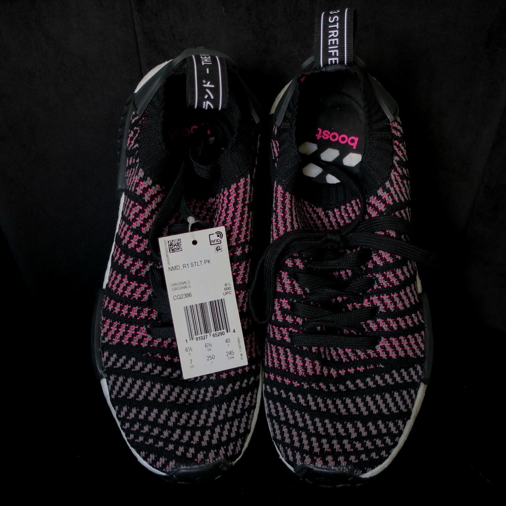 Adidas NMD R1 Women’s Size 7 - Black and Pink - Picture 3 of 7